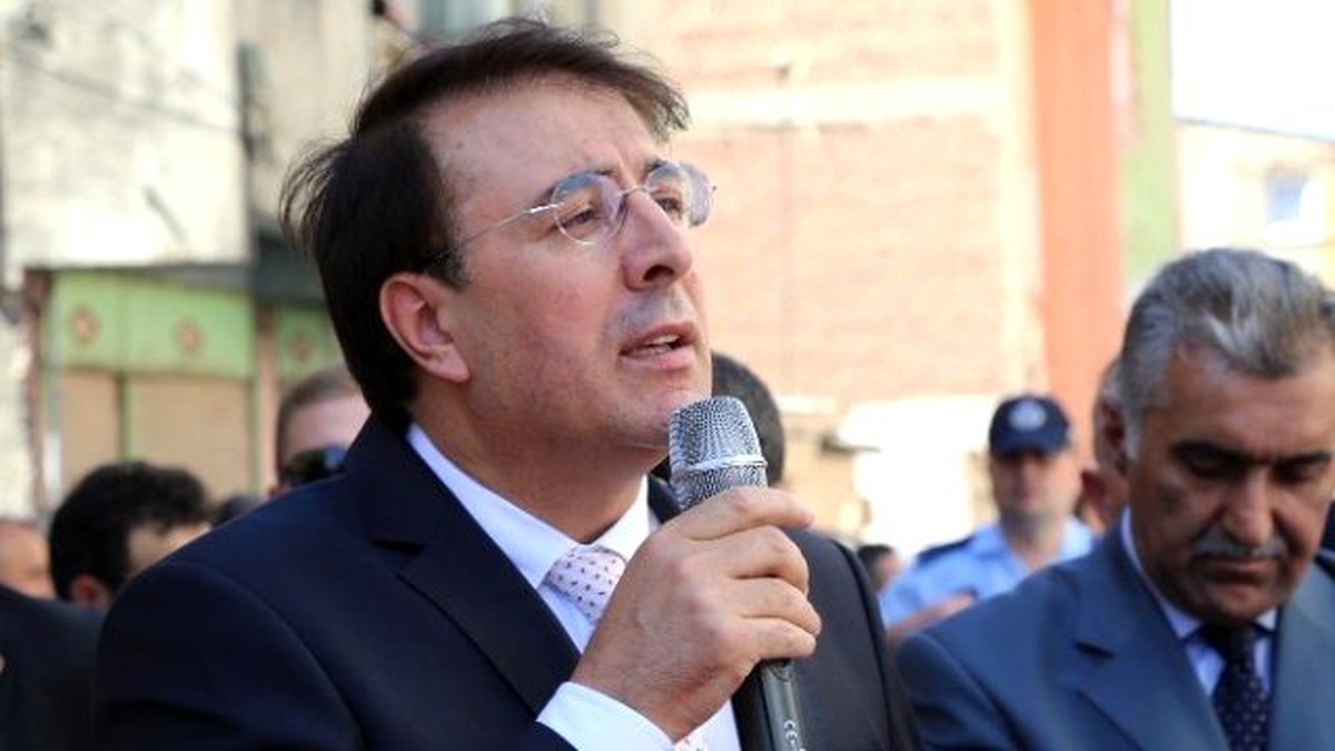 Aydemir Aşkalelilerin Milli Coşkusunu Paylaştı