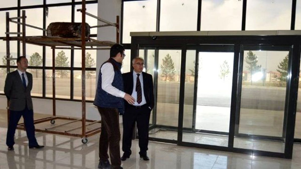 Başkan Güler Yeni Otogarı İnceledi