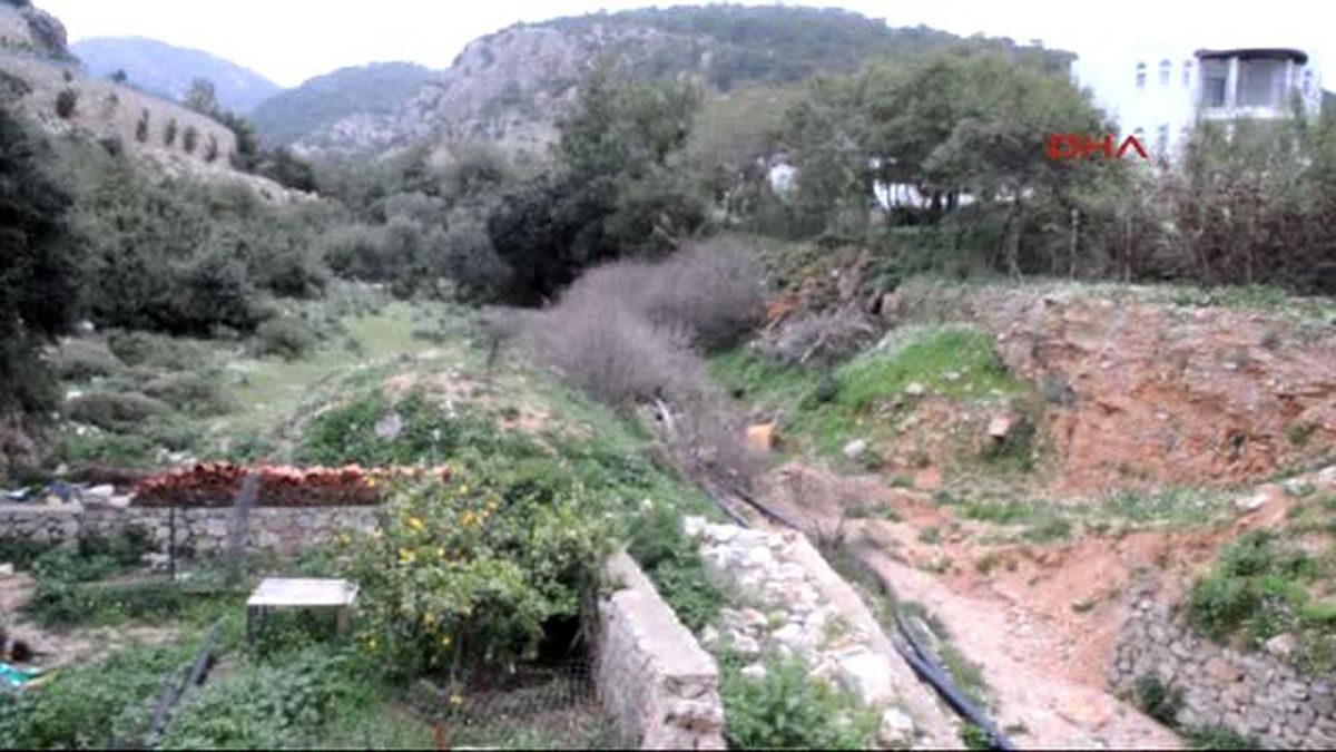 Bodrum\'da Dere Yataklarında İnceleme