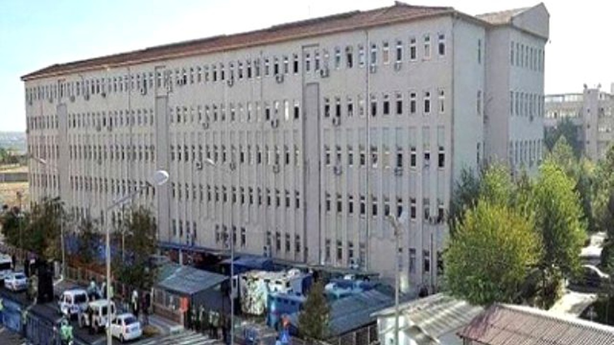 Bölge Adliyeleri Kapatılıyor
