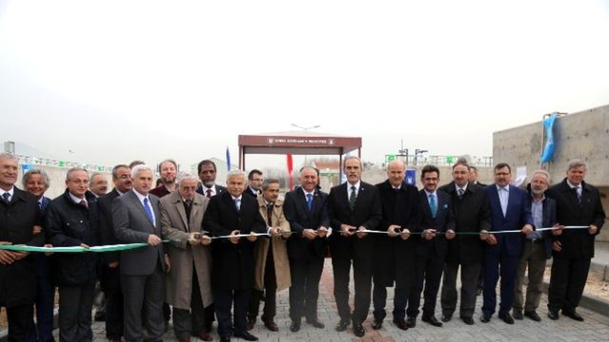 Büyükşehir\'den Orhangazi\'ye Hizmet Yağmuru