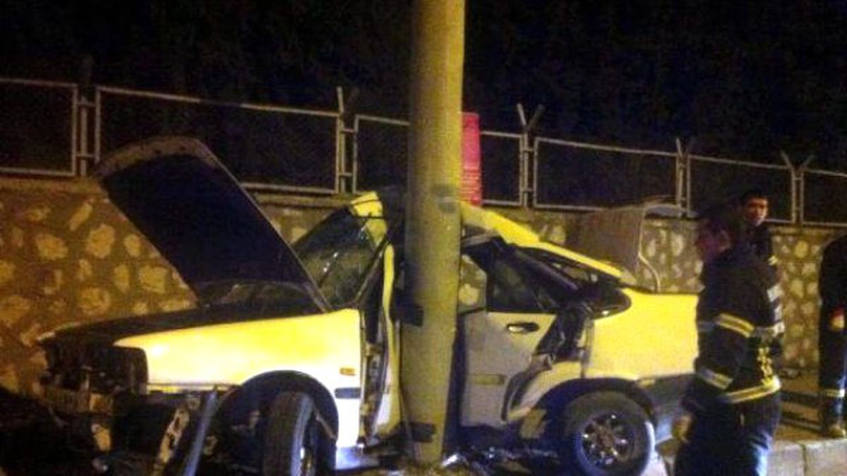 Doğum Günü Kutlayan Gençler Kaza Yaptı: 1 Ölü, 5 Yaralı
