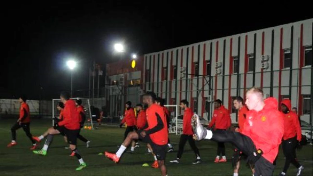 Eskişehirspor\'da Beşiktaş Maçı Hazırlıkları Sürüyor