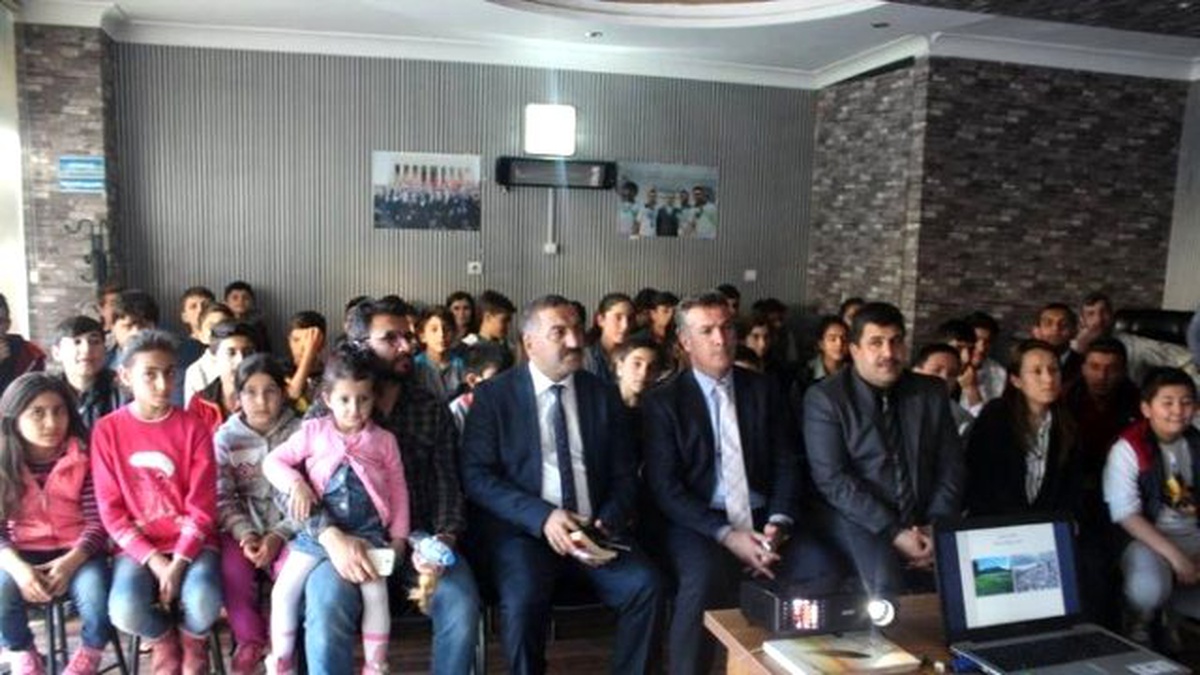 Gençlere Çevre,trafik ve İletişim Semineri Verildi