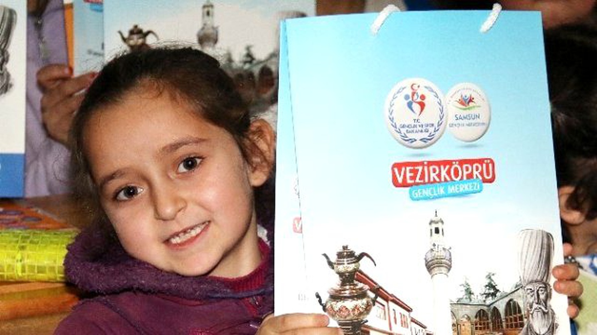 Gülen Bir Yüz İçin\' Kıyafet Yardımı