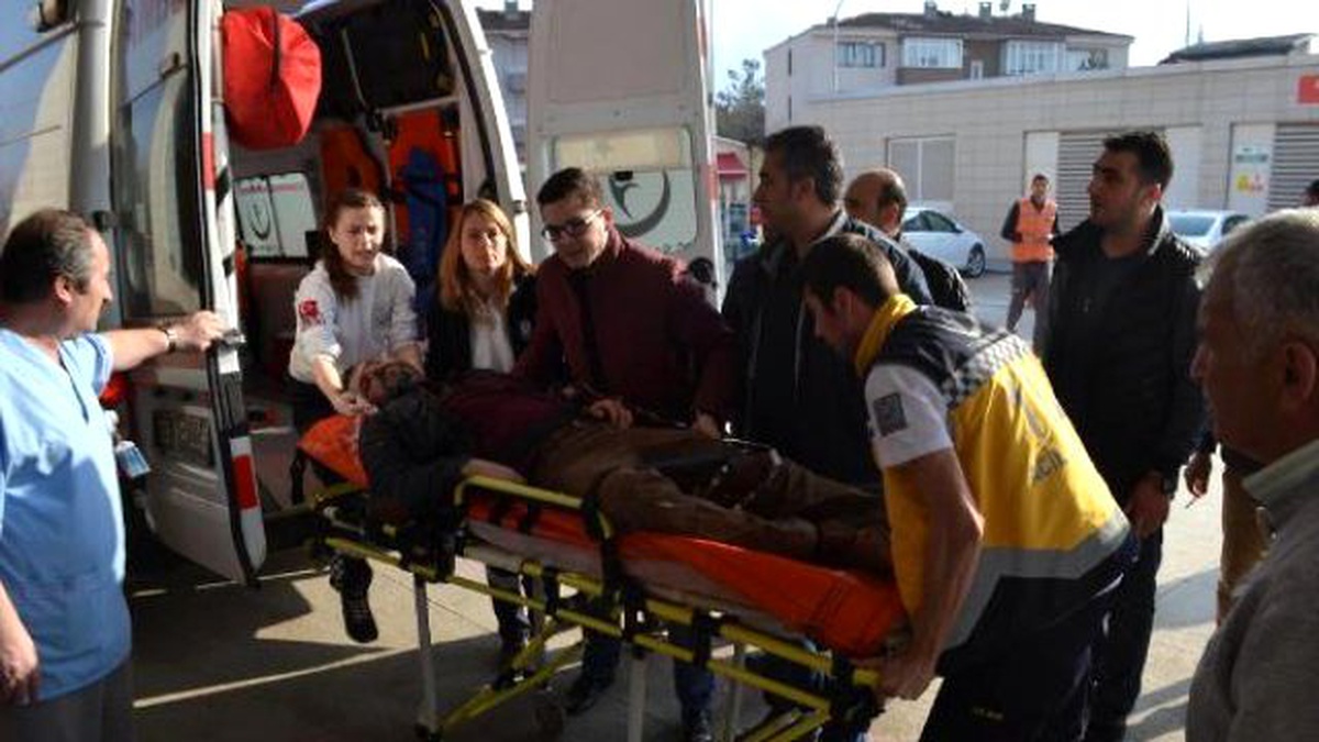 İnegöl\'de Silahlı Alacak Kavgası: 2 Yaralı