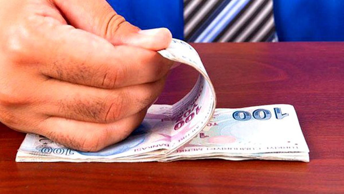 Enflasyon 8 Ay Sonra Şubat'da Eksi Çıktı