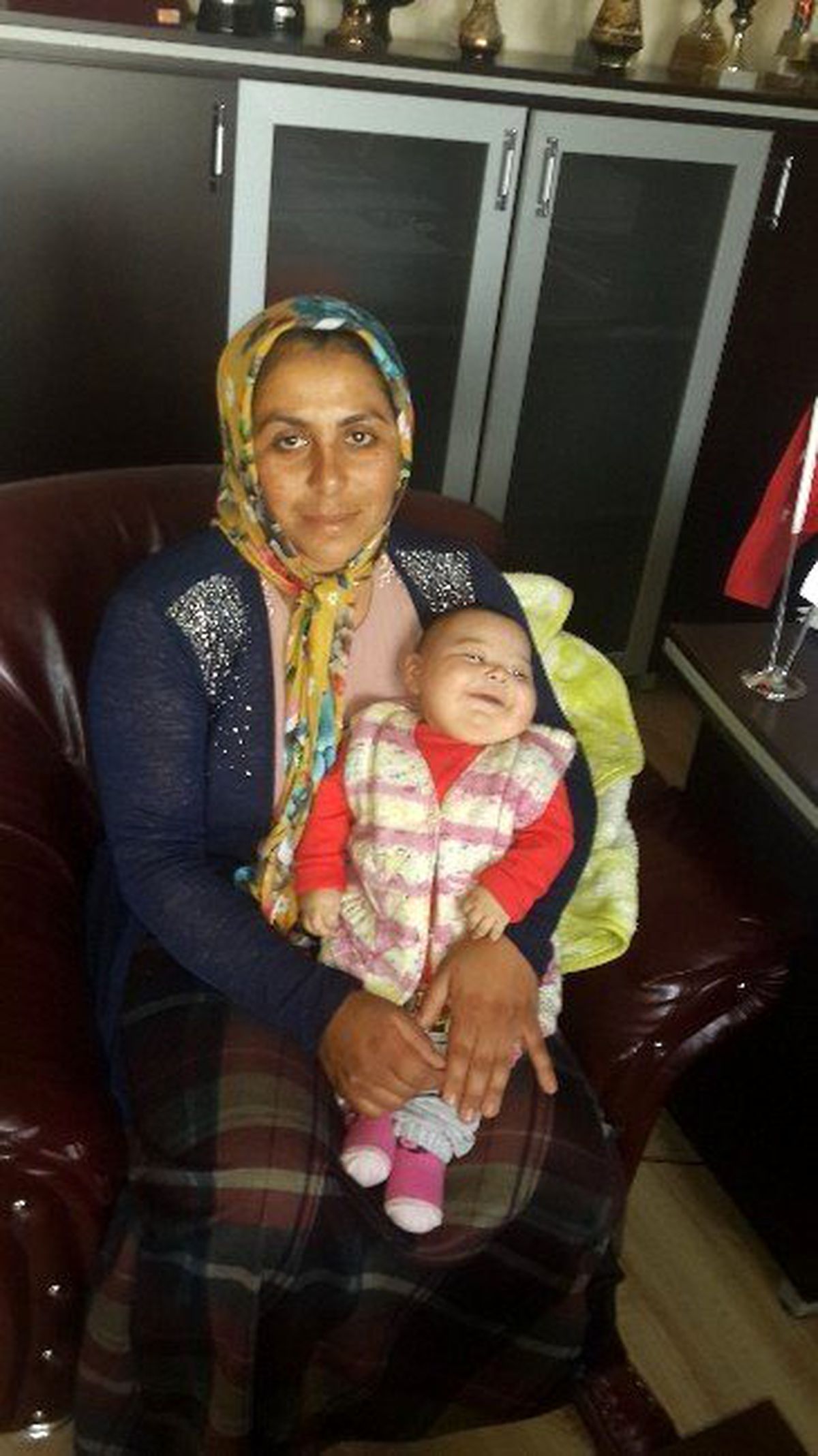 Sürekli Ağlayan Bebek Artık Gülecek