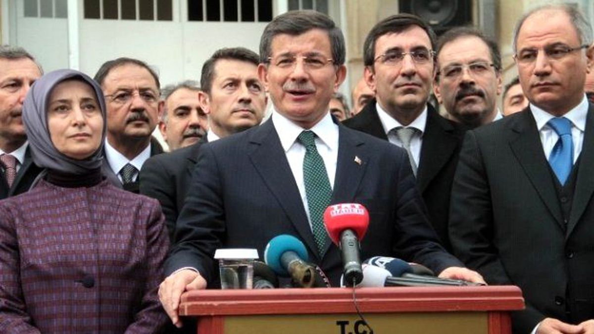 Başbakan Davutoğlu\'ndan Provokasyon Uyarısı