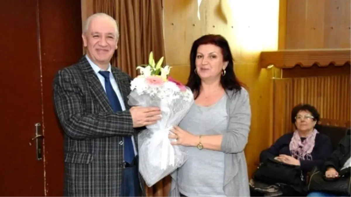 Ergenlik Çağındaki Çocuklara Yaklaşım" Konulu Toplantı