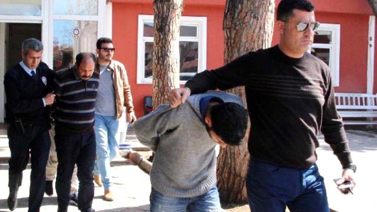 Hırsızlık Şüphelilerini \'Pusu Timi\' Yakaladı