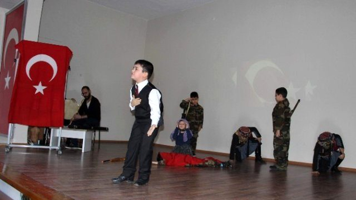 İstiklal Marşı İlçe Birincileri İl Birinciliği İçin Yarıştı