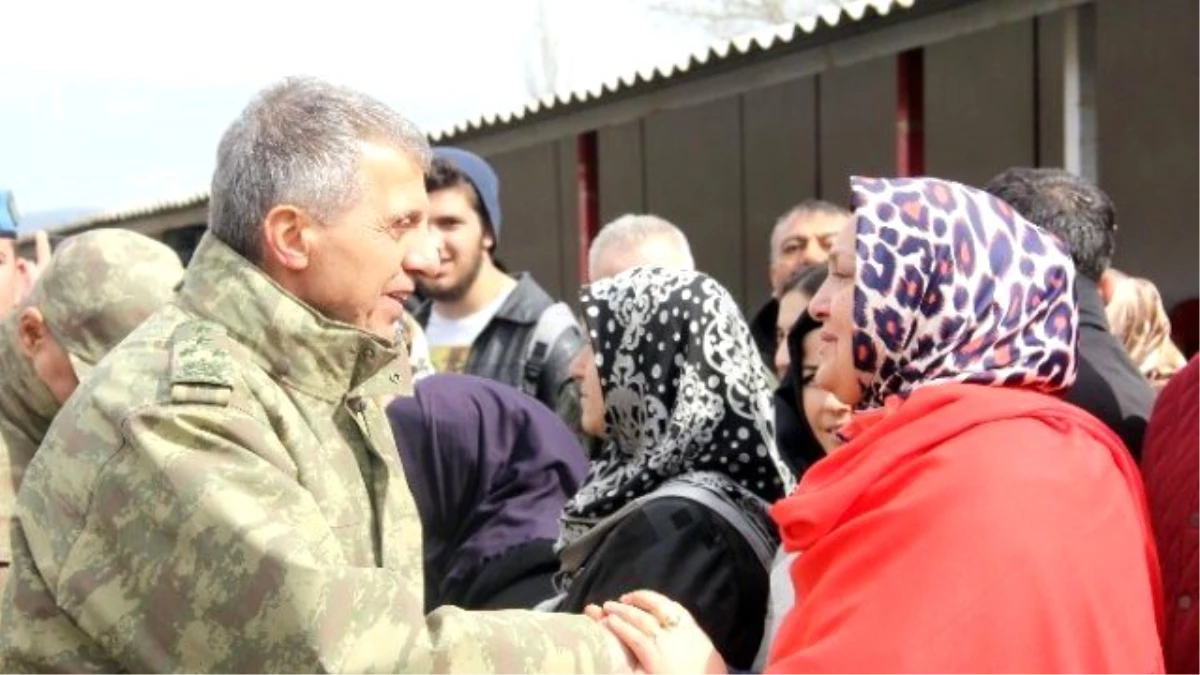 Jandarma Genel Komutanı Orgeneral Mendi, Yemin Törenine Katıldı