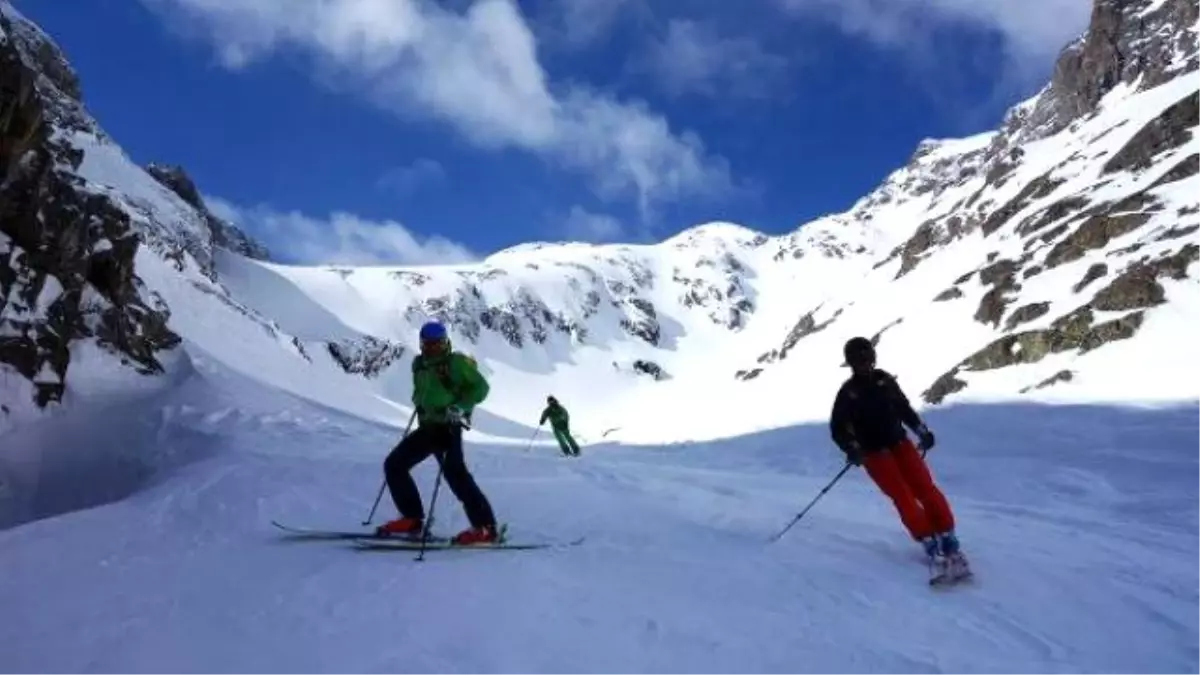 Kaçkarlar\'da Heliski Heyecanı Sona Erdi