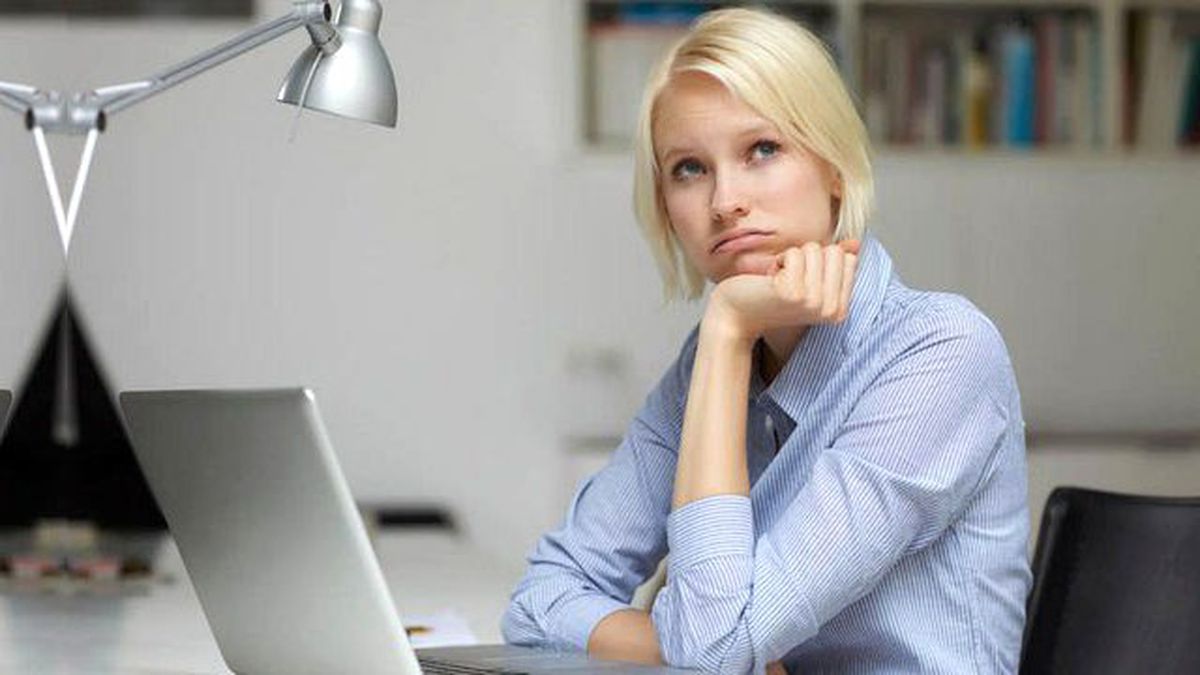 Patron Eşi Dostu Devreye Sokup Kadın İşçi Arıyor