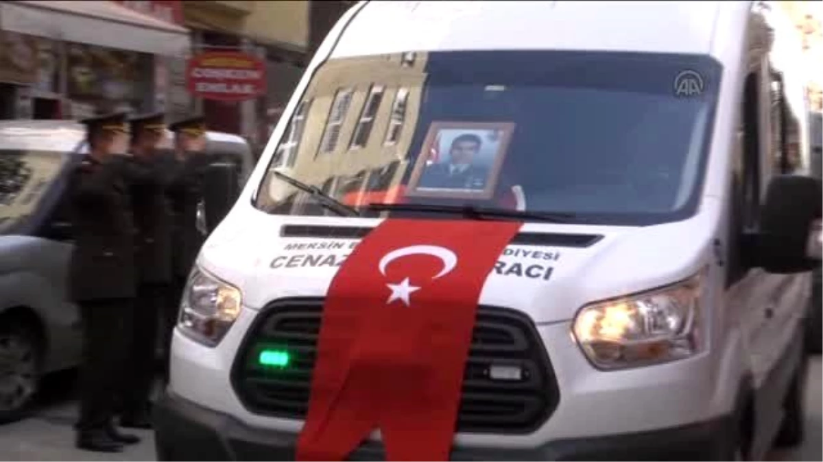 Şehit Jandarma Üsteğmen Emrah Şahin\'in Cenaze Namazı
