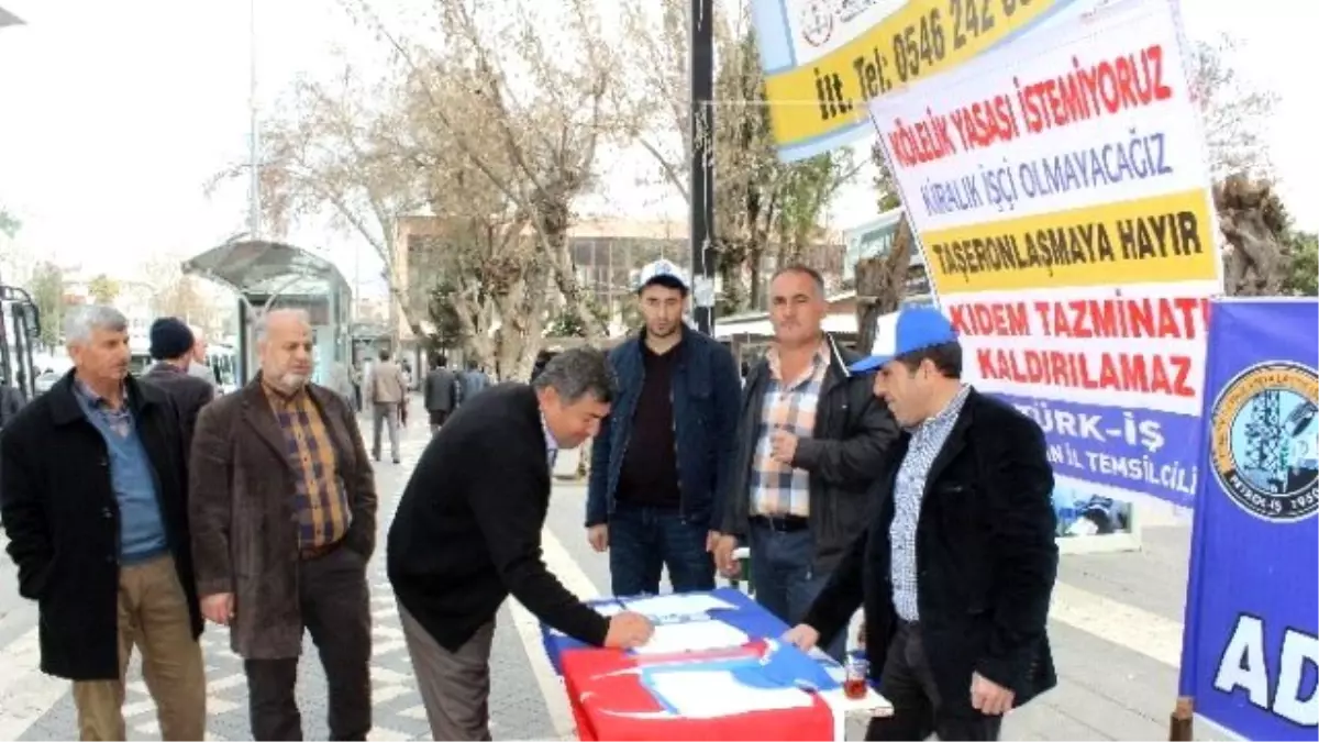 Türk-iş Adıyaman Temsilciliği İmza Standı Açtı