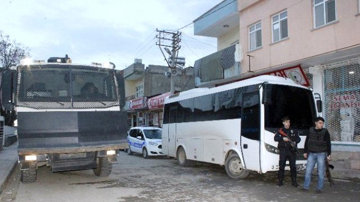 Arazi Kavgasında Silahlar Konuştu: 4 Yaralı