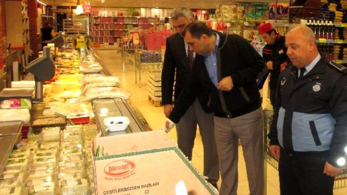 Canik Zabıtasından Etiket Kontrolü