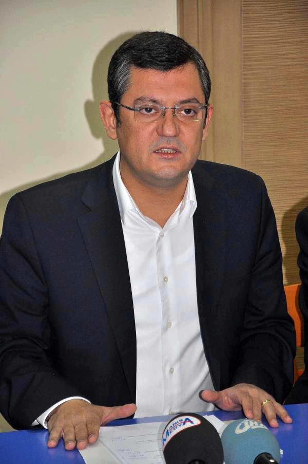 CHP\'li Özel: Dayıbaşılık, \'Kiralık İşçi\' Yasa Tasarısı ile Kurumsallık Kazanacak