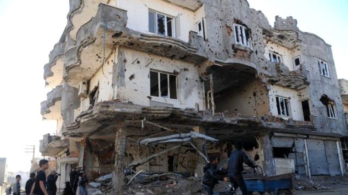 Cizre\'nin Yaraları Sarılmayı Bekliyor