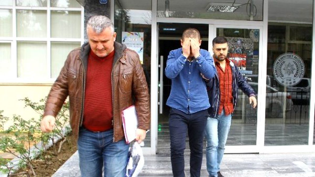 Evinde 1 Kilo 300 Gram Esrar Ele Geçti