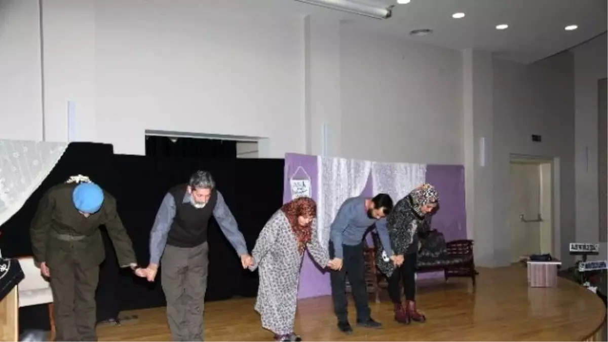 Seydişehir'de, 'Karar Senin İlk Namaz' Oyunu Sahnelendi