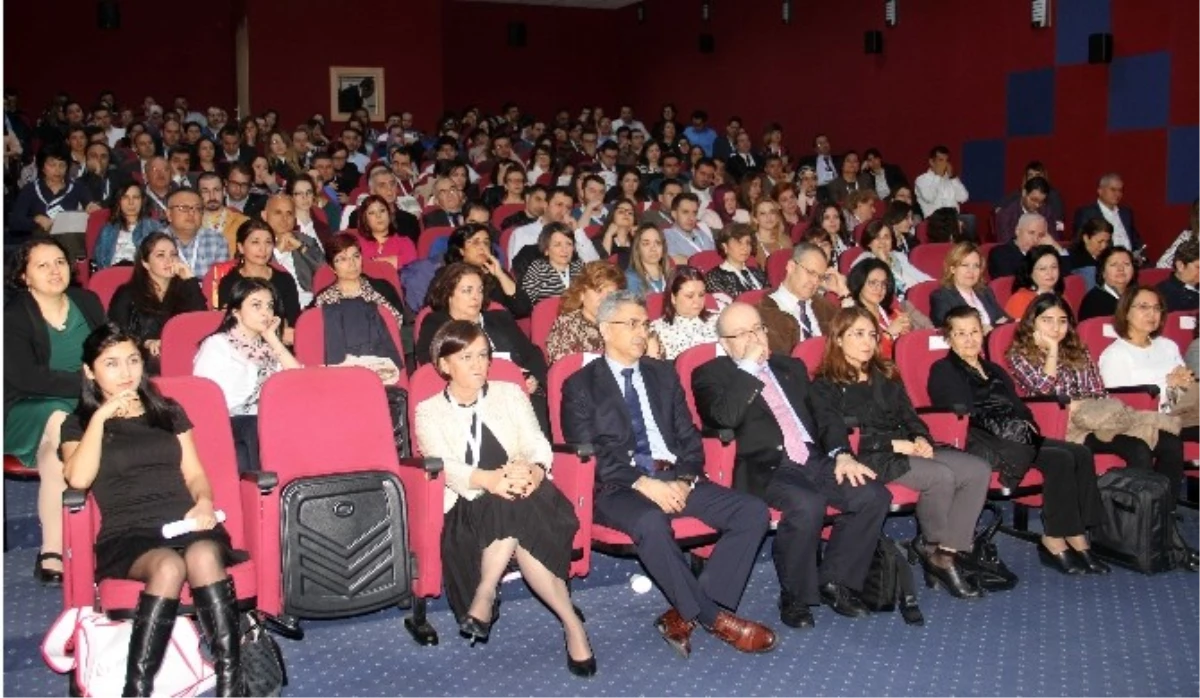 Türkiye\'nin Ünlü Pediatri Uzmanları Adana\'da Buluştu