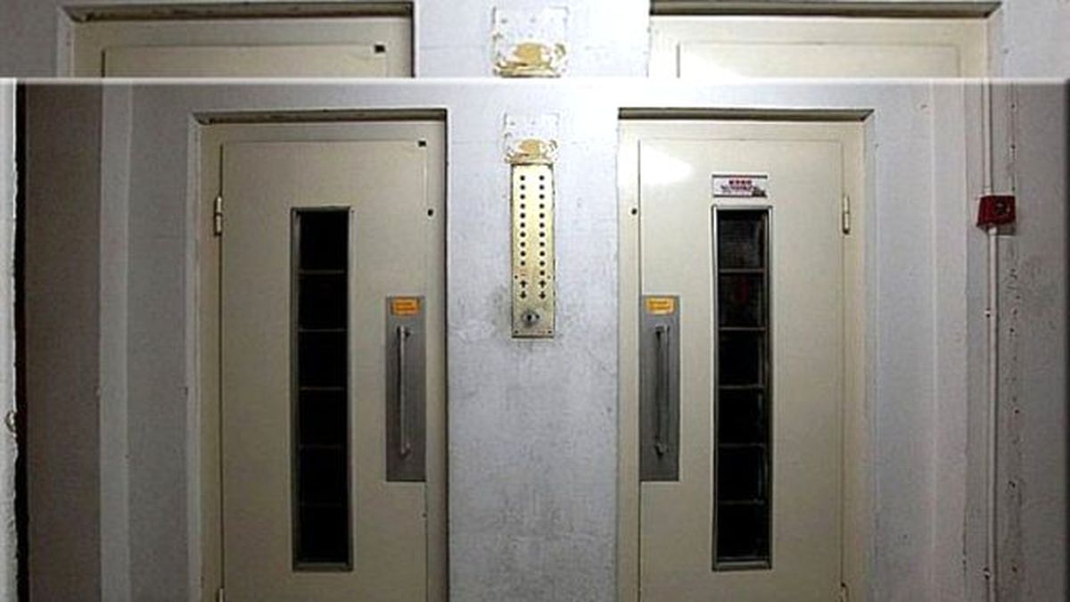 Bir Ay Önce Devre Dışı Bırakılan Asansörde Ceset Bulundu