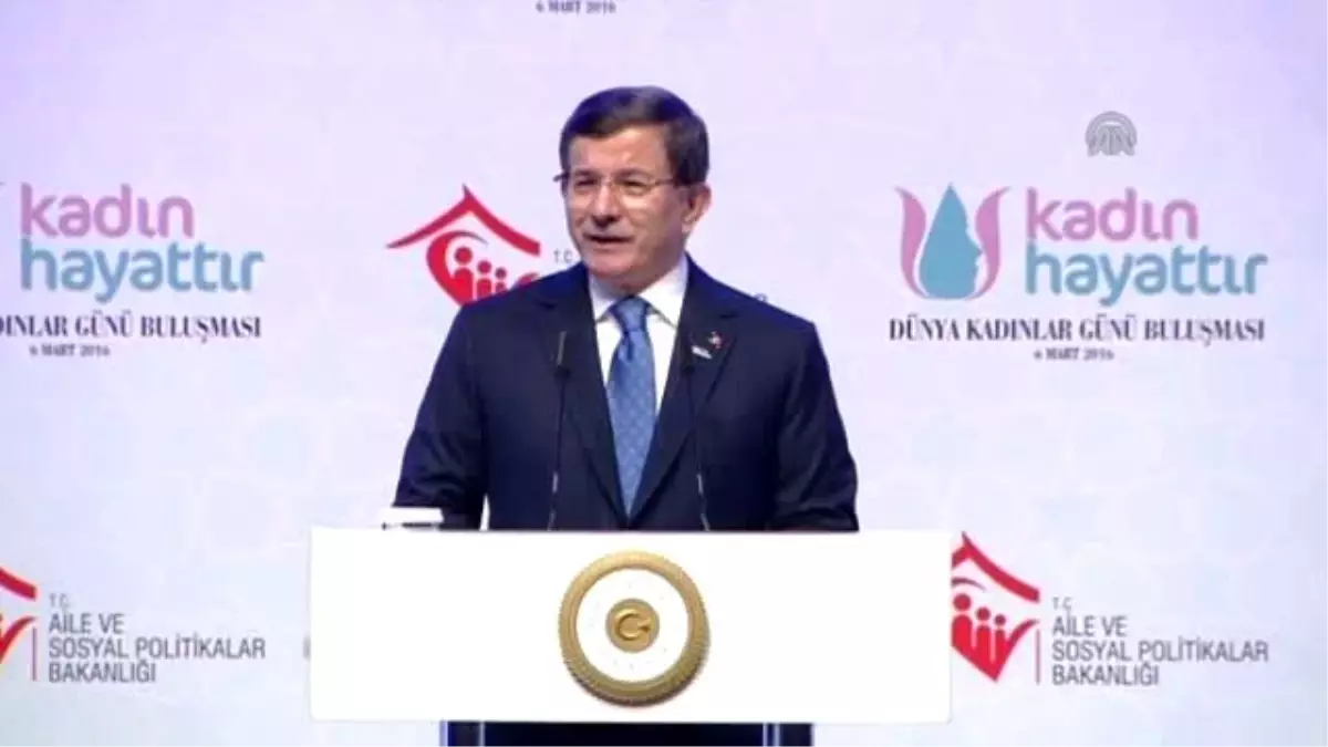 Davutoğlu: "Türk ve Kürt Kadınlarını Kimse Ayıramayacak"