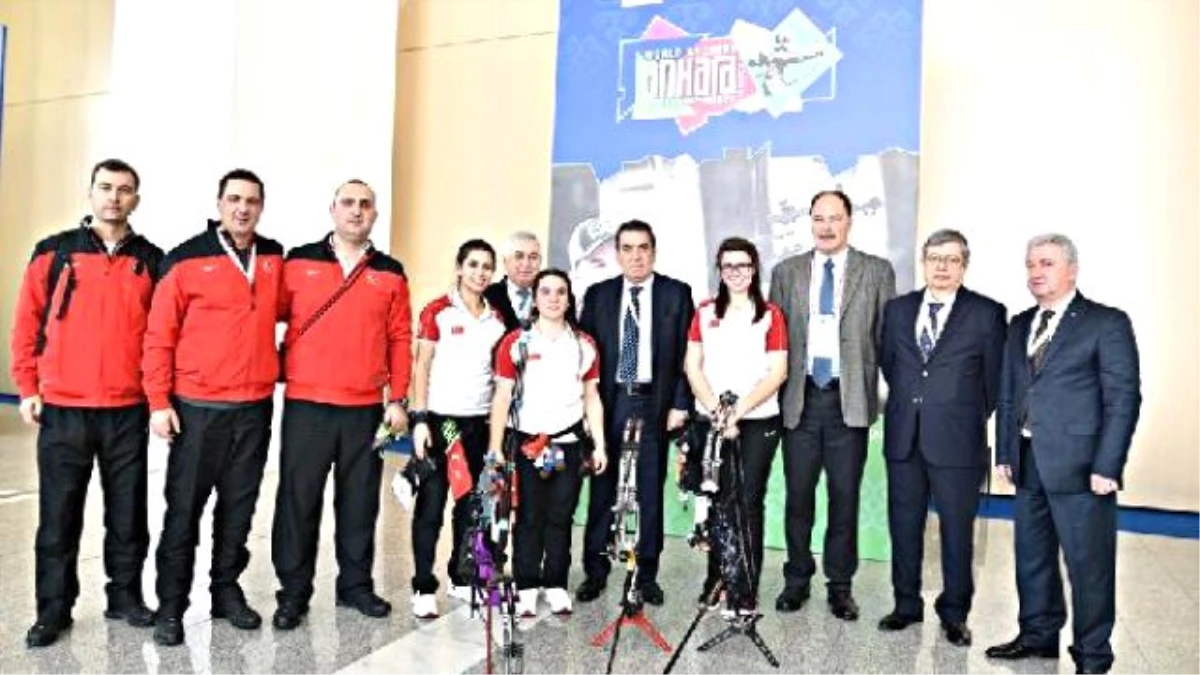Dünya Salon Okçuluk Şampiyonası\'nda Türkiye 1 Altın ve 1 Gümüş Madalya Elde Etti