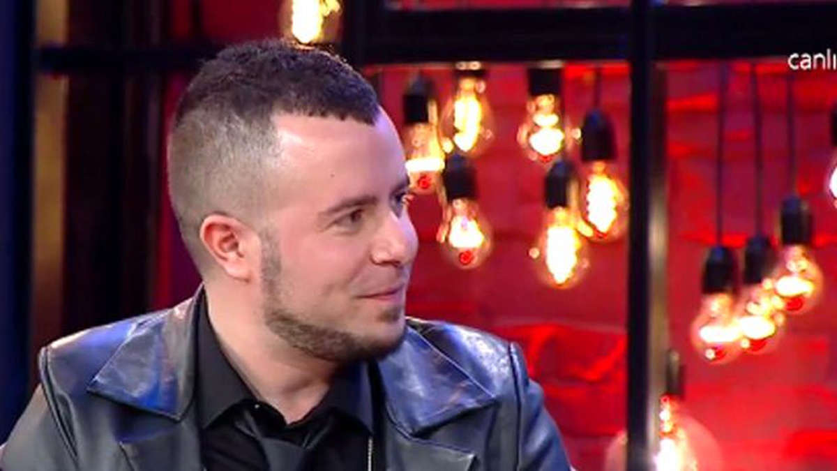 Emre Aydın Şarkıları İçin Hazırlanan En Komik Capsler!
