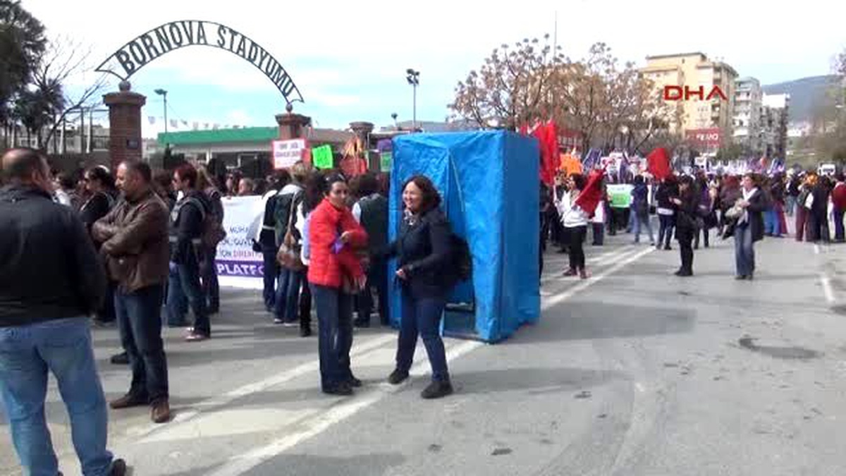 Kürtçe Slogana Türk Bayraklı Tepki -1