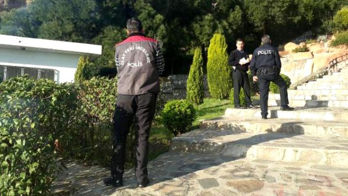 Tartıştığı Kız Arkadaşını Pompalı Tüfekle Yaraladı