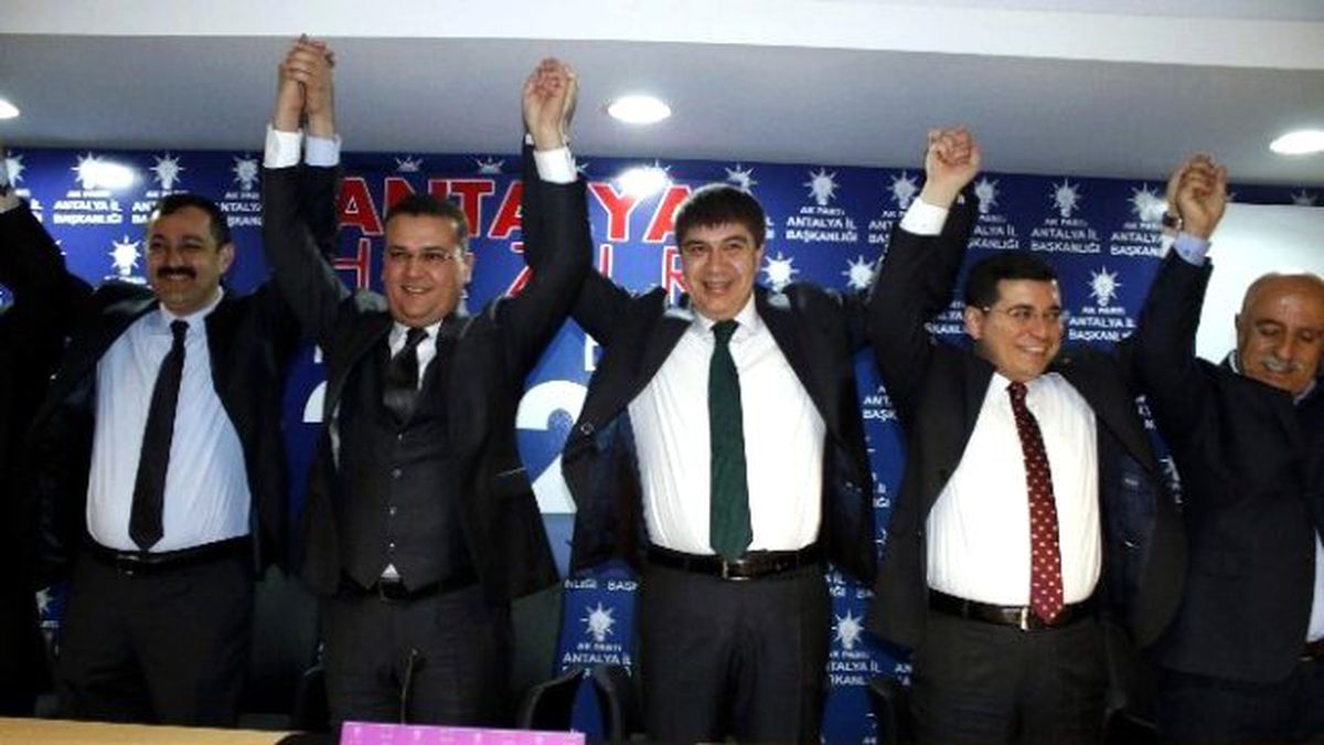 AK Parti\'de İltihak Töreni...