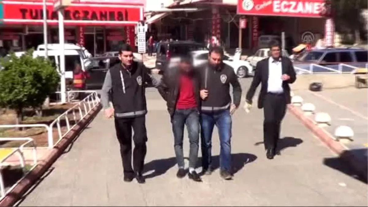 Arkadaşını Bıçaklayarak Öldürdüğü İddiasıyla Aranan Zanlı Yakalandı