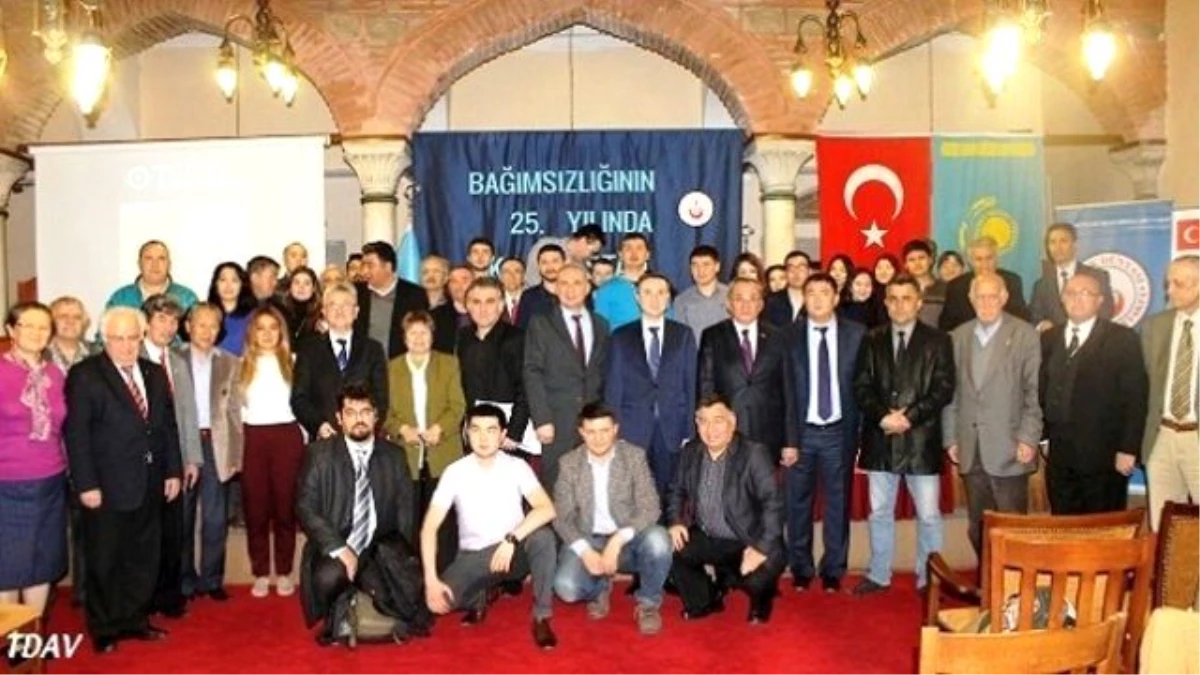 Bağımsızlığının 25. Yılında Kazakistan\' Konulu Konferans Düzenlendi