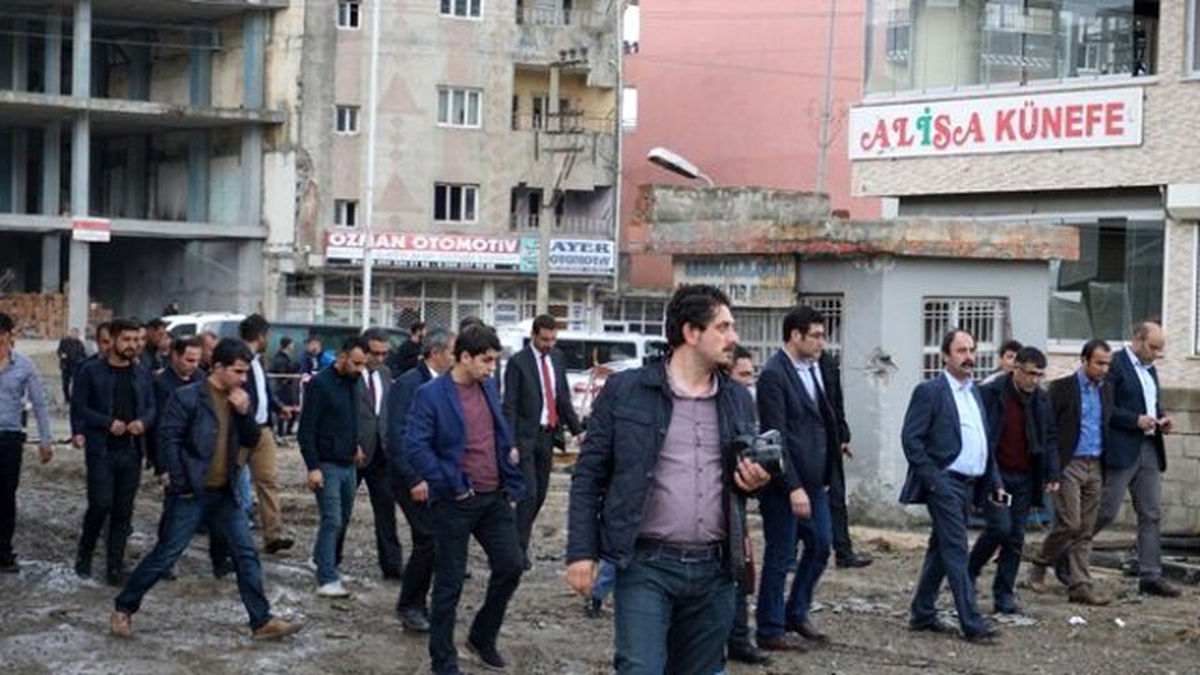 Baro Başkanları Cizre\'de İncelemelerde Bulundu