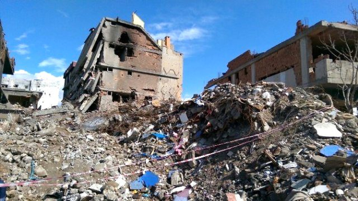 Büyükşehir\'in Cizre\'deki Çalışmaları Sürüyor