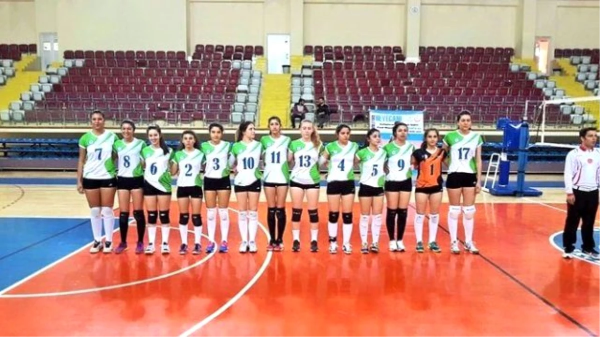 Büyükşehir\'in Kadın Voleybol Takımı 3. Lig\'e Yükseldi