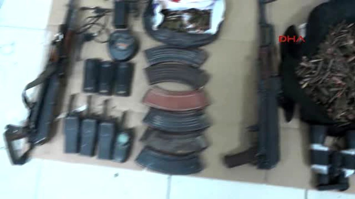 Diyarbakır Silvan\'da Silah ve Mühimmat Ele Geçildi