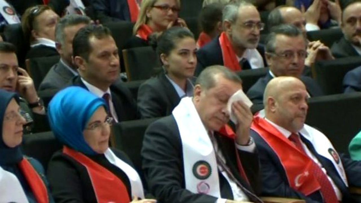 Kadınlar Günü Etkinliğinde Erdoğan'ı Ağlatan Dua