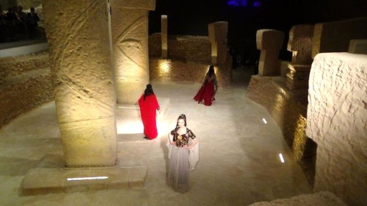 Göbeklitepe'nin Güçlü Kadınları' Defilesi Hayranlıkla İzlendi