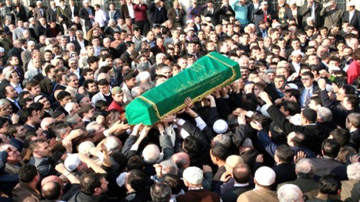Görevi Başında Ölen İtfaiye Amirine Son Görev