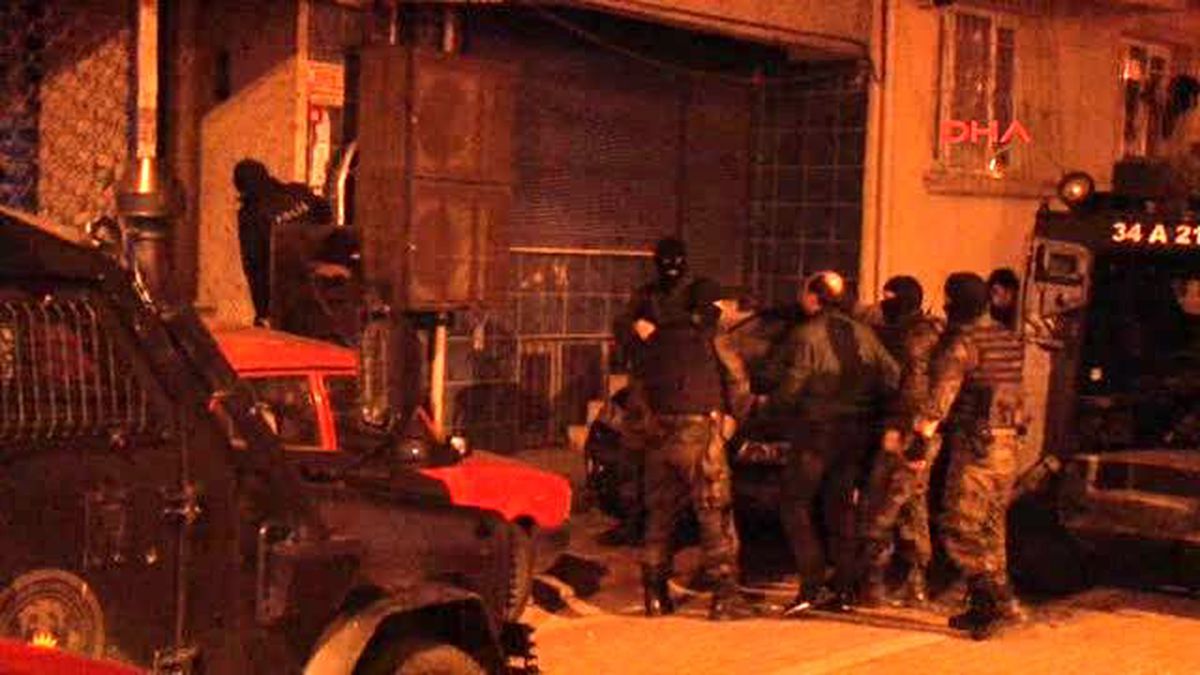 İstanbul\'da Terör Operasyonu