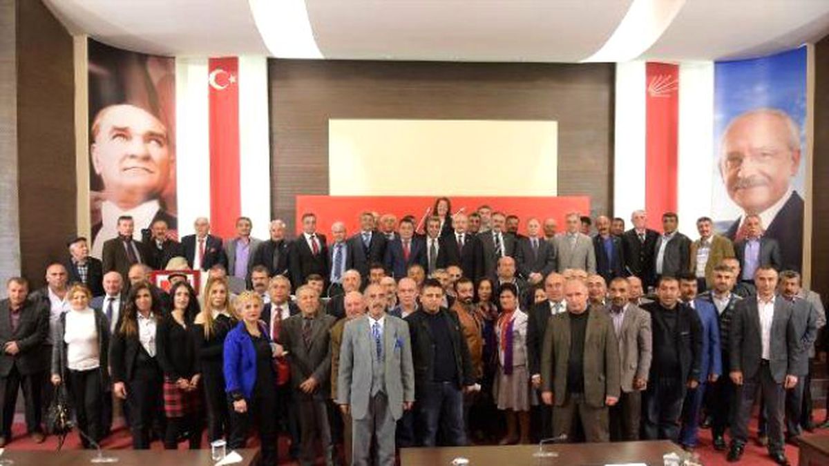 Kılıçdaroğlu\'ndan Davutoğlu\'na Çağrı : Ben Dahil Bütün Dokunulmazlık Dosyalarını Meclis\'e Getirin