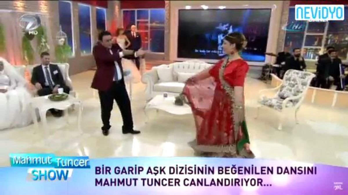 Mahmut Tuncer Hint Dansı Yaparsa