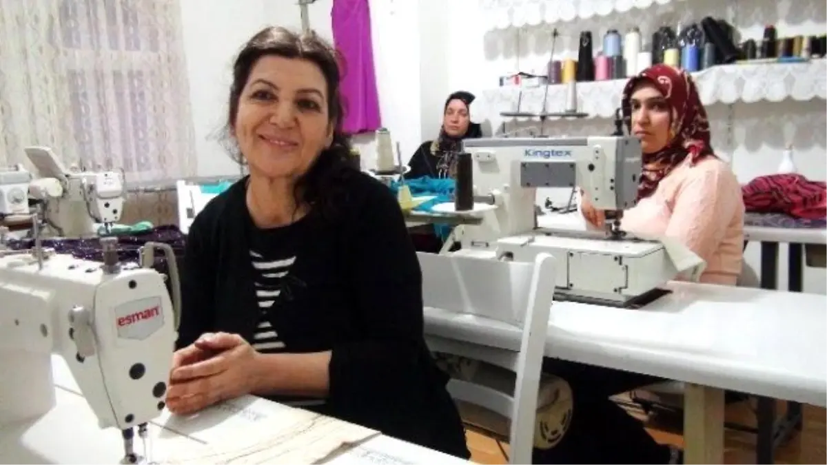 Yıllardır Çocuklarına Hem Analık Hem de Babalık Yapıyor