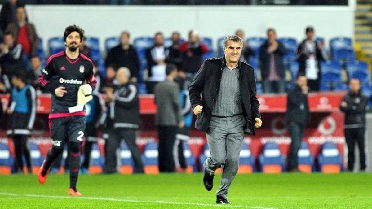 Şenol Güneş Taraftarı Selamladı