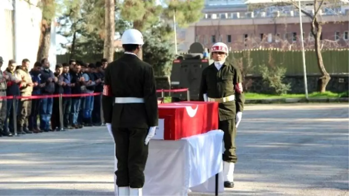 Sur Şehidi Memleketine Uğurlandı